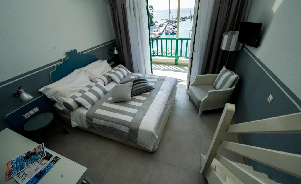 Alkyon Hotel Patitírion Quarto foto